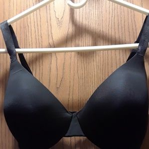 NWOT:Calvin Klein T- Shirt Bra